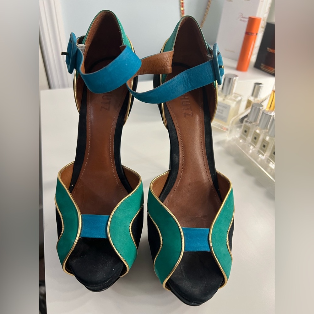 Schultz Classic Color Block Heels - image 2